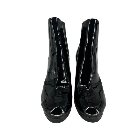 Chanel 2022 Patent Leather Chelsea Boots - Picture 10 of 16
